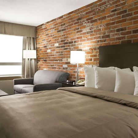 Super 8 By Wyndham Timmins On Hotel Exterior foto